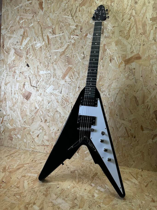 Harley Benton Victory-BK Classic Series in Black - Pre-owned
