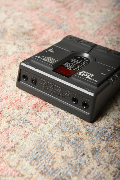 Pre-Owned ZOOM 505 Guitar Compact Multi Effects Processor w/ZOOM expression pedal - Guitar Warehouse