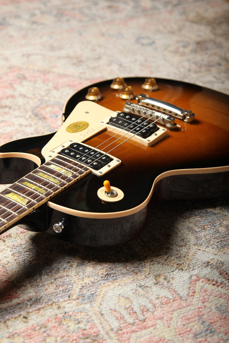 Pre-Owned 2001 Gibson Les Paul Classic 1960 RI - Tobacco Burst - Guitar Warehouse