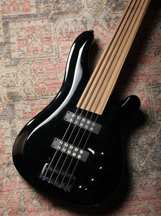 Pre-Owned Harley Benton B-550 FL BK Fretless Five String Bass - Gloss Black - Guitar Warehouse