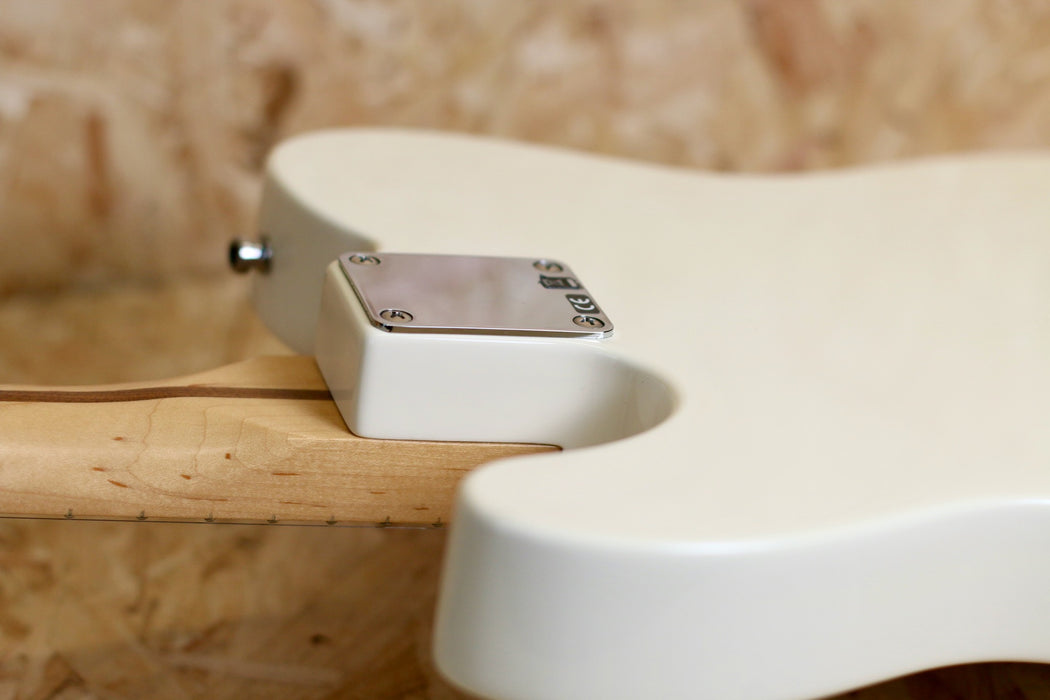 2020 Fender Telecaster Player Series in Olympic White Mex - Pre-owned