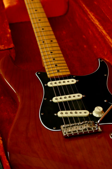 2023 Fender American Vintage II Stratocaster in Mocha + Original hardcase - Pre-owned