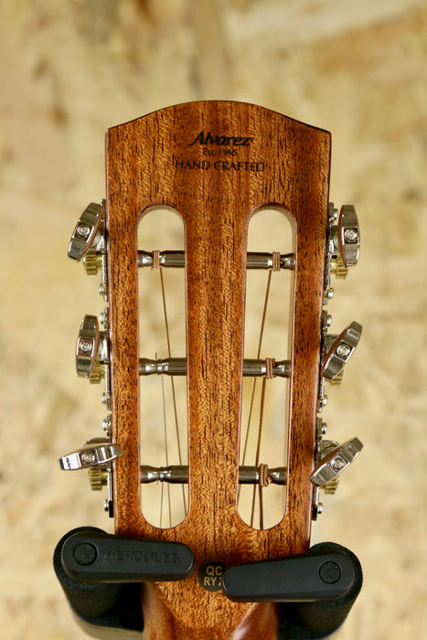 Alvarez AP66 Parlour 12 Fret in Shadowburst *Solid Top w/Bag - Pre-owned