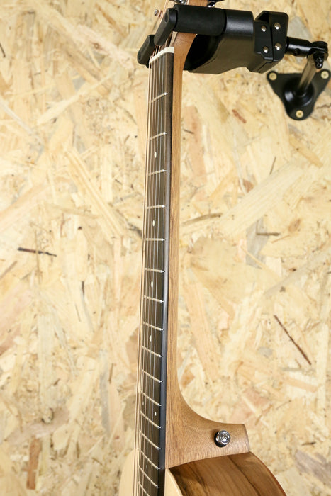 Sheeran by Lowden W04 Electro Acoustic w/Gigbag - Pre-owned