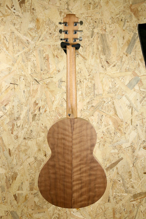 Sheeran by Lowden W04 Electro Acoustic w/Gigbag - Pre-owned