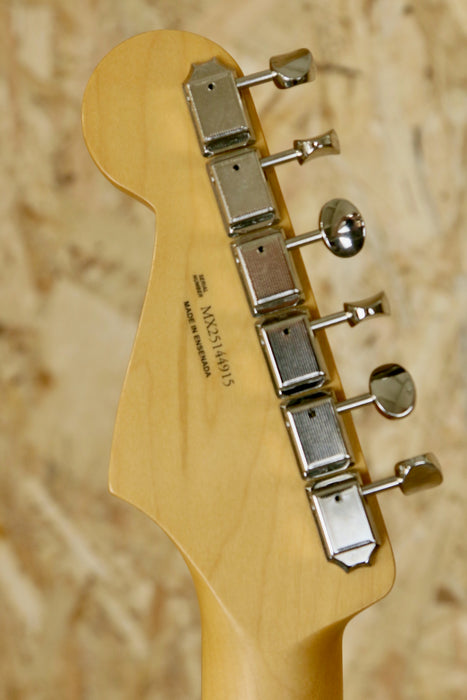 Fender Player II Stratocaster® HSS, Rosewood Fingerboard, White Blonde (B-Stock)