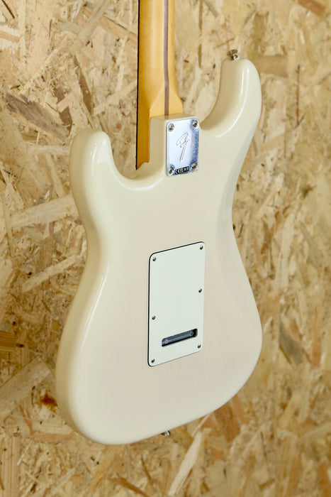 Fender Player II Stratocaster® HSS, Rosewood Fingerboard, White Blonde (B-Stock)