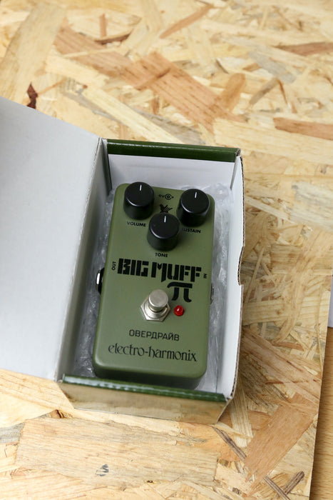 Electro Harmonix Green Russian Big Muff Pedal - Boxed - Pre-owned