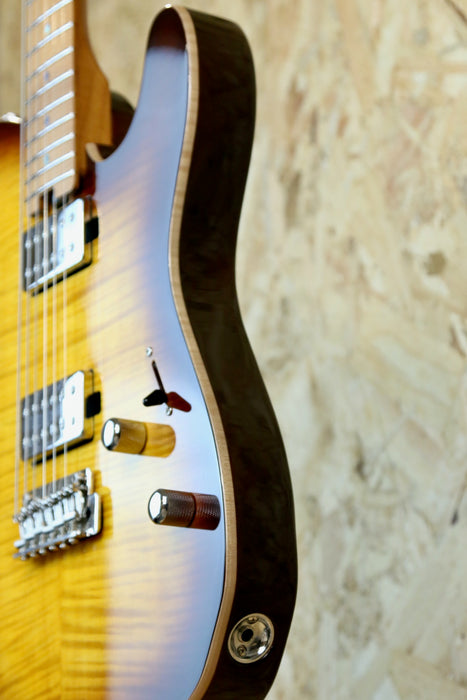 Soloking MT-1 Custom 22 HH MK2 in Bengal Burst - Pre-Owned