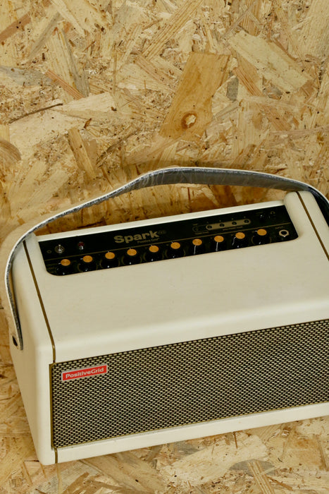 Positive Grid Spark 40 Amp in Pearl White - Including Power Supply - Pre-owned