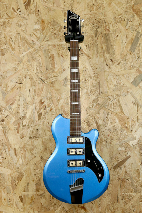 Supro 2030BM Hampton Triple Pickup Island Series in Metallic Ocean Blue - Pre-Owned