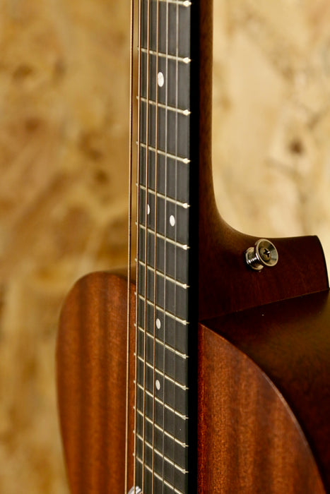 Martin Road Series 000-10E Mexican Made - Pre-owned