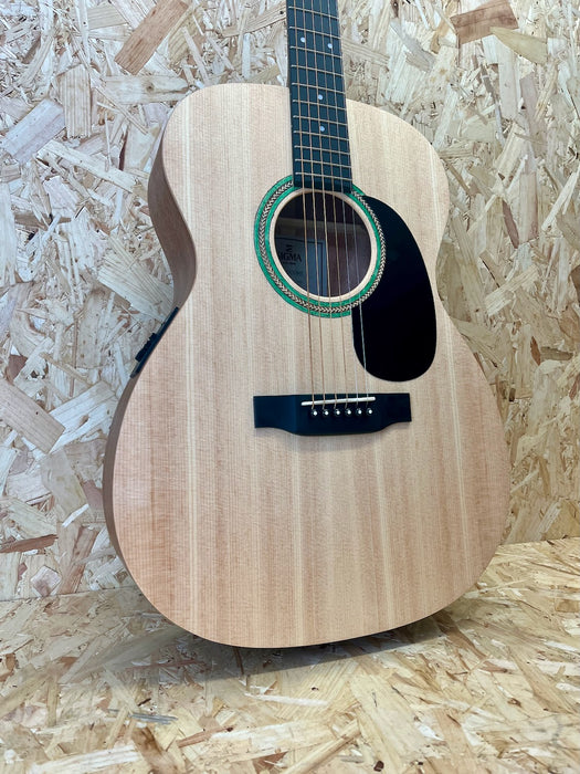 Sigma 000ME Electro Acoustic Guitar - Pre-owned