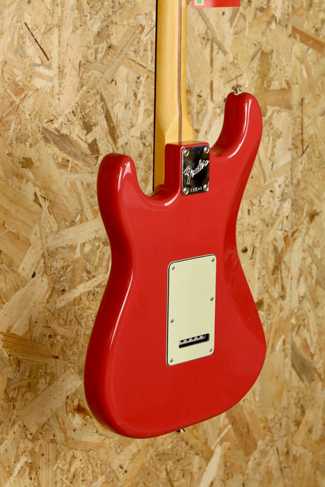 Fender American Professional Classic Stratocaster®, Rosewood Fingerboard, Faded Dakota Red w/ *Pro Setup