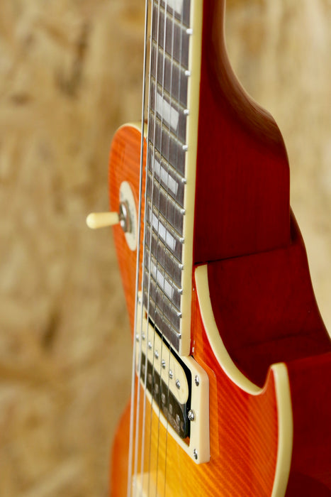 B-Stock Vintage V100THB Electric Guitar Flamed Maple in Honeyburst