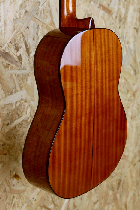 B-Stock Admira Malaga 4/4 Classical Guitar Solid Cedar Top