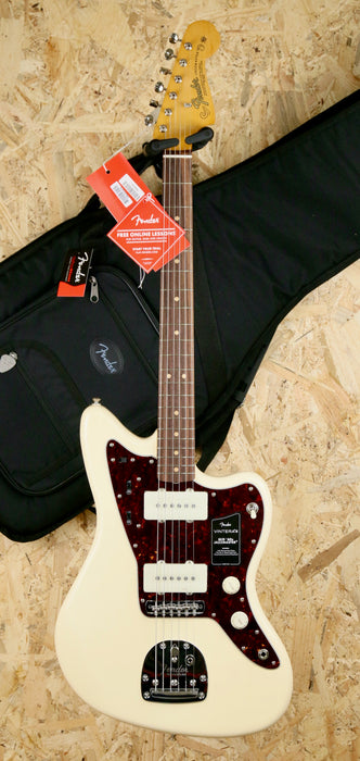 Fender Vintera® III Mid '60s Jazzmaster®, Rosewood Fingerboard, Olympic White