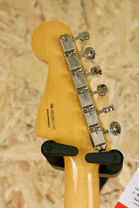 Fender Vintera® III Mid '60s Jazzmaster®, Rosewood Fingerboard, Olympic White