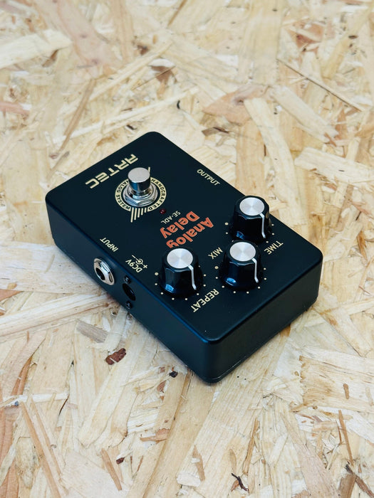 Artec Analog Delay Pedal - Pre-owned