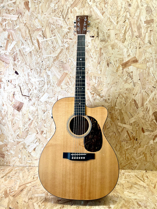 Martin 000C-16GTE Premium Fishman Electro Acoustic Cutaway - Pre-owned