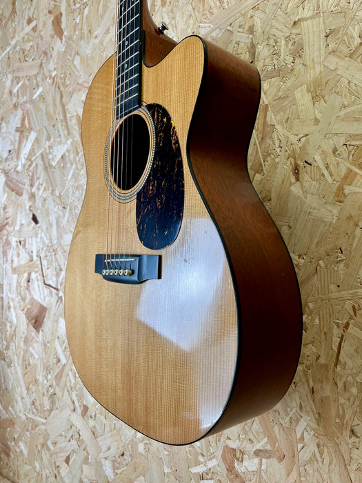 Martin 000C-16GTE Premium Fishman Electro Acoustic Cutaway - Pre-owned