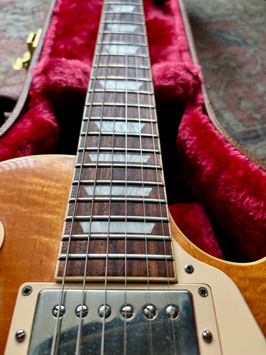 2021 Gibson Les Paul Standard 60's in Unburst Finish w/OHSC