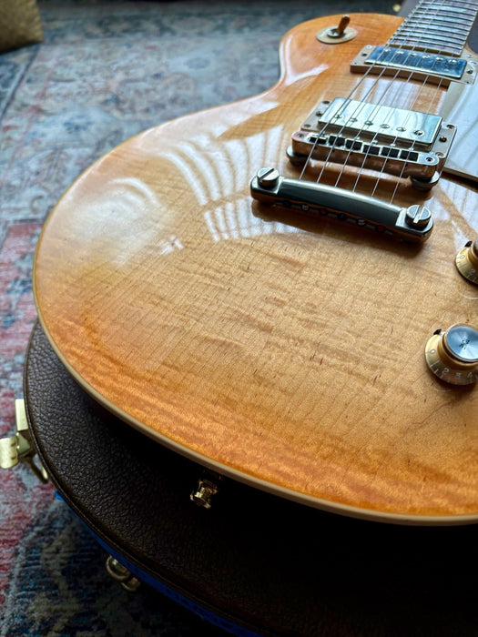 2021 Gibson Les Paul Standard 60's in Unburst Finish w/OHSC