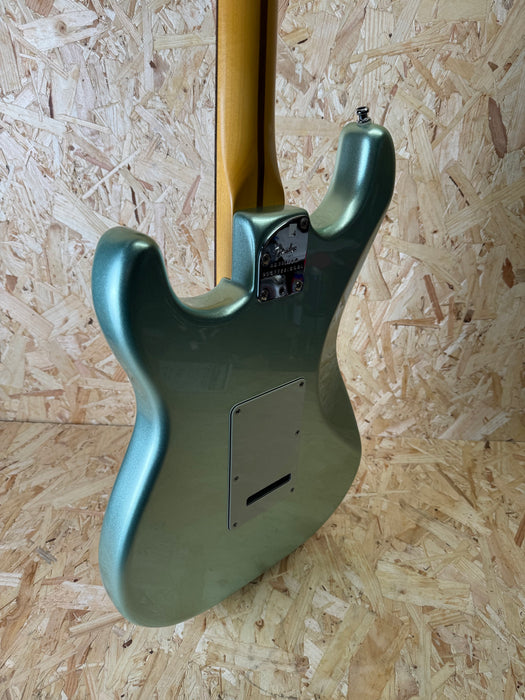 Fender American Professional II Stratocaster®, Rosewood Fingerboard, Mystic Surf Green - Pre-Owned