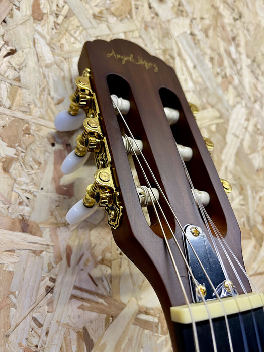 B-STOCK Angel Lopez 4/4 Cutaway Electric Classical Guitar with Solid Body - Natural