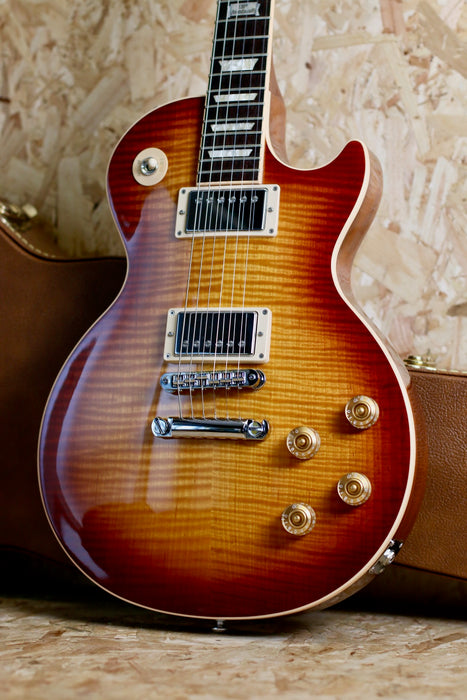 2014 Gibson Les Paul Standard in Desert Burst - Pre-owned
