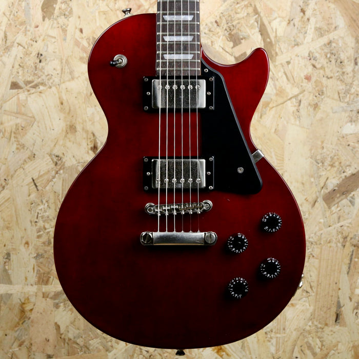 2020 Epiphone Les Paul Studio in Red - Pre-owned