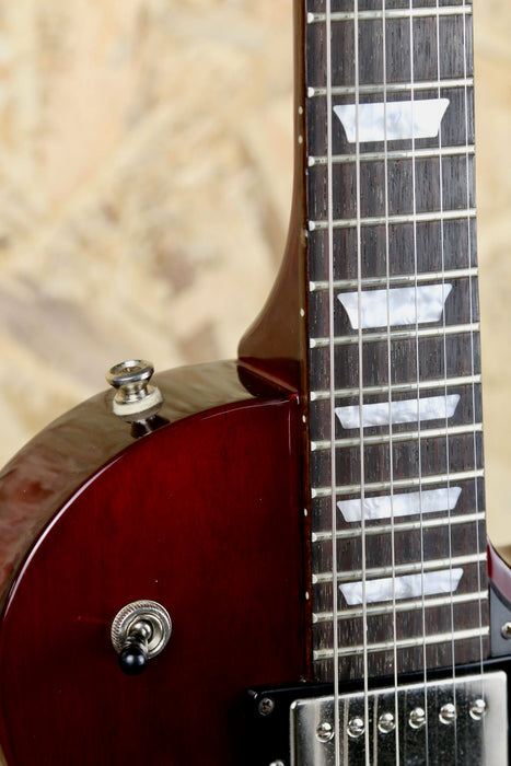 2020 Epiphone Les Paul Studio in Red - Pre-owned