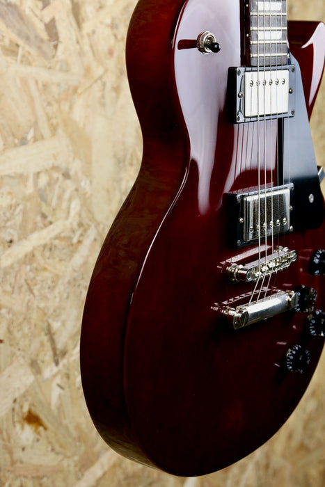 2020 Epiphone Les Paul Studio in Red - Pre-owned