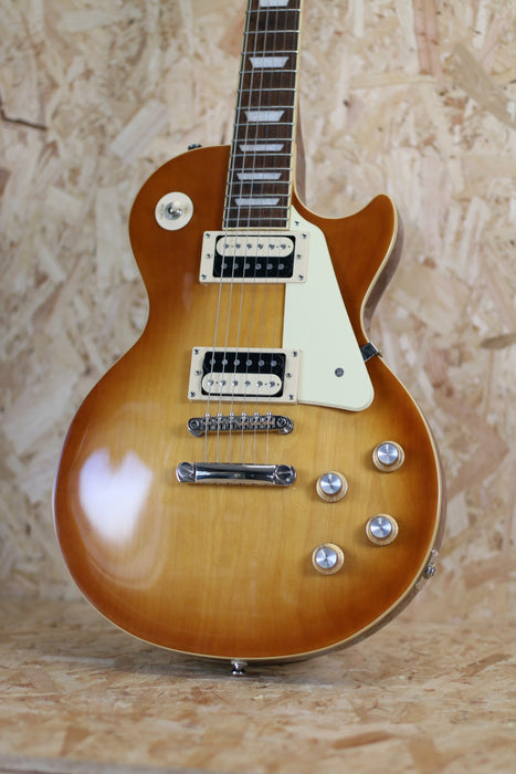 2022 Epiphone Les Paul Classic in Honey Burst - Pre-Owned