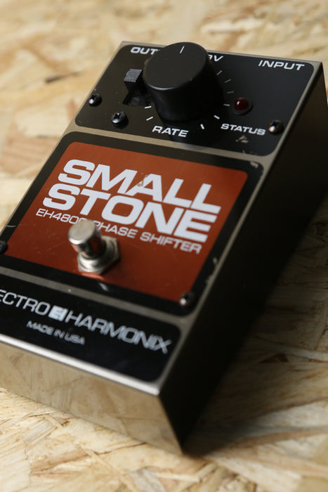 Electro Harmonix Small Stone EH4800 Phase Shifter Pedal - Pre-owned