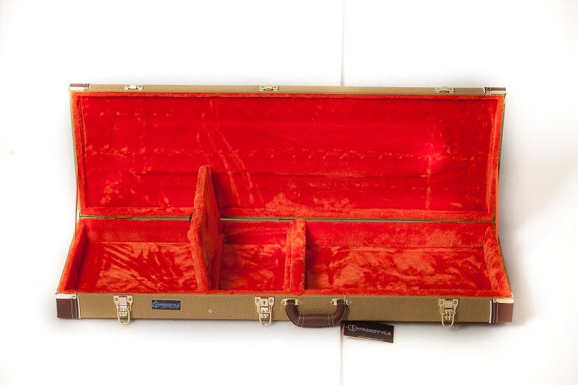 Deluxe Hard-Shell Wood Case - For S/T Type Electric Guitars - Tweed - Guitar Warehouse