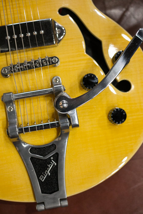 2016 Epiphone Wildcat with Factory Bigsby in Blonde - Guitar Warehouse