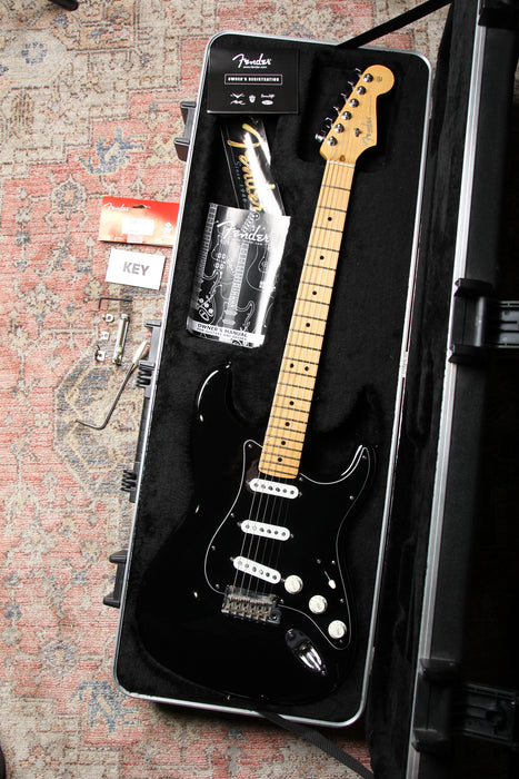 2008 American Standard Stratocaster in Black/Maple (Gilmour Vibes) - Pre-owned - Guitar Warehouse