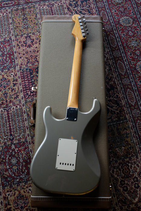2002 Fender Custom Shop Stratocaster 1960 Relic Inca Silver - Guitar Warehouse