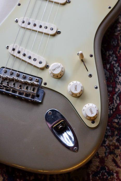 2002 Fender Custom Shop Stratocaster 1960 Relic Inca Silver - Guitar Warehouse
