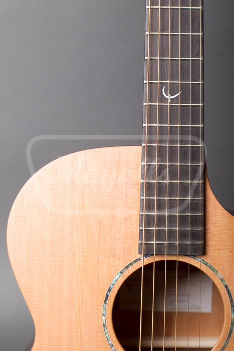 Faith Naked Venus Electro Acoustic Guitar - Cedar/Mahogany Inc Gigbag - Guitar Warehouse